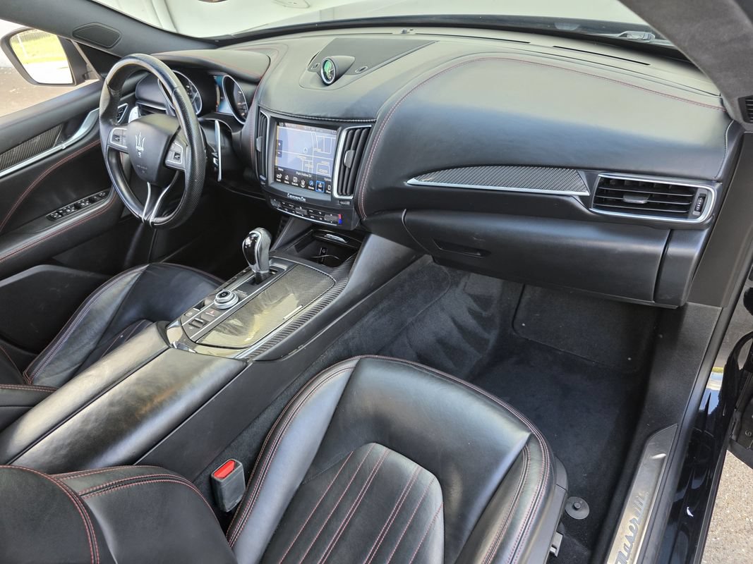 Used 2017 Maserati Levante S AWD/4WD image 22