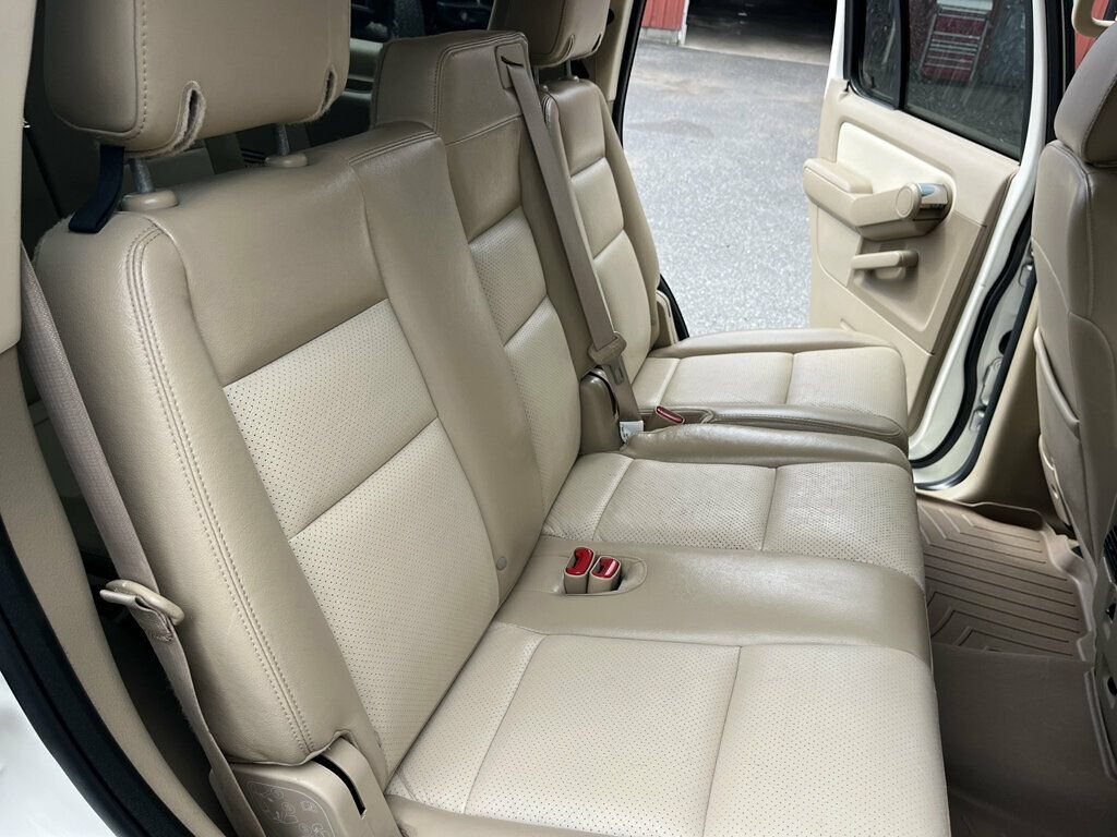 Used 2007 Mercury Mountaineer Premier AWD/4WD image 32