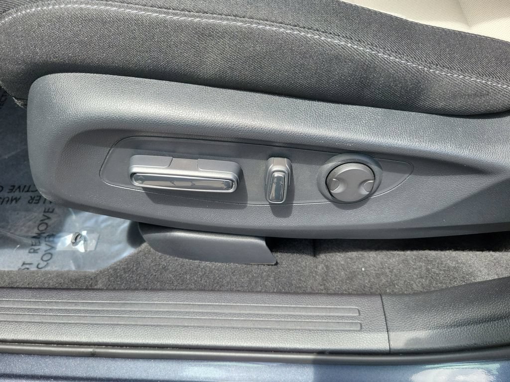 Used 2026 Honda CR-V EX image 19