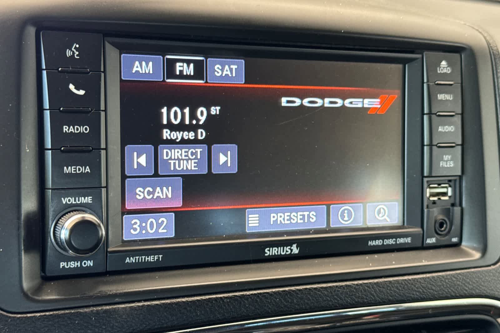 Used 2019 Dodge Grand Caravan SXT image 19