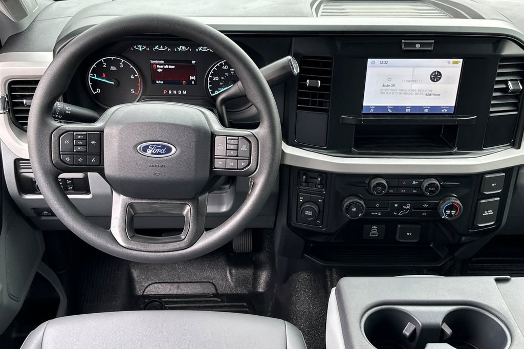New 2026 Ford F550 4x4 Crew Cab Super Duty image 11