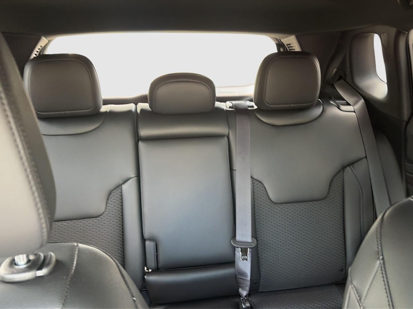 New 2026 Jeep Compass Latitude AWD/4WD image 28