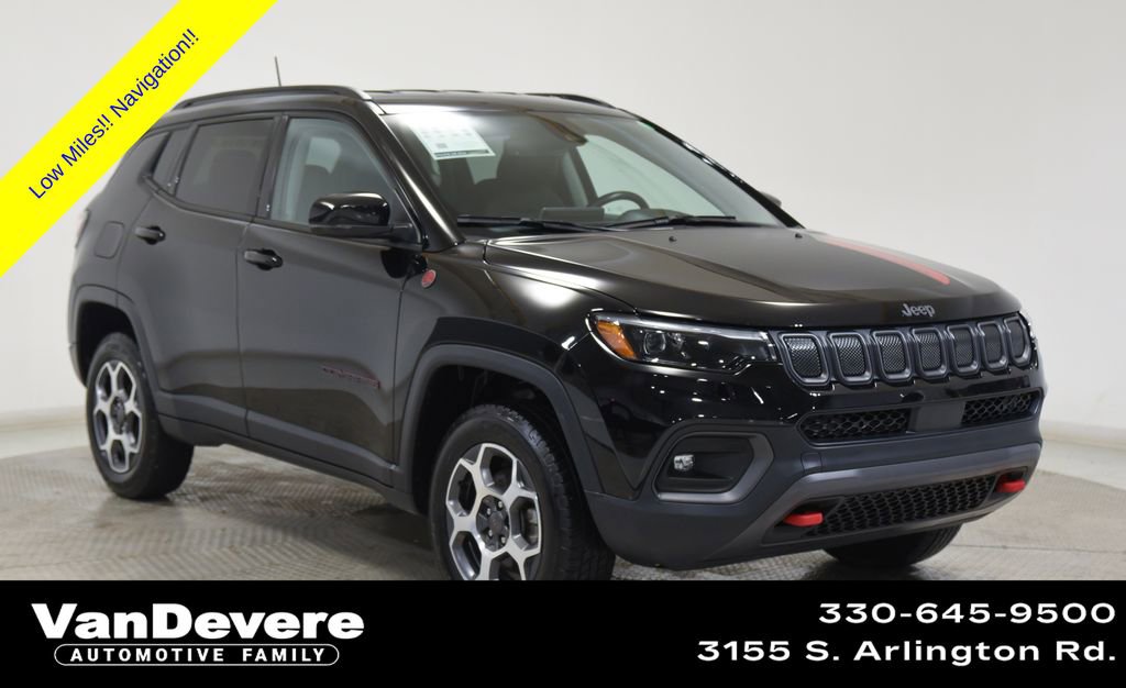 Used 2022 Jeep Compass Trailhawk w/ Trailhawk Elite Group image 1