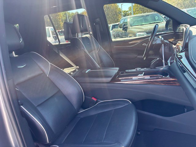 Used 2021 Cadillac Escalade Premium Luxury w/ Driver Assist Tech Package AWD/4WD image 8