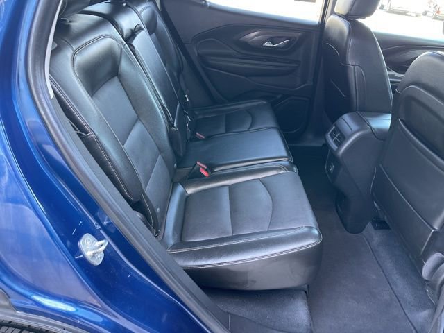 Used 2022 GMC Terrain SLT w/ Infotainment Package II AWD/4WD image 17