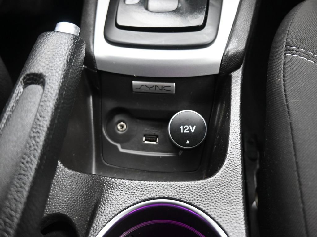 Used 2016 Ford Fiesta SE image 19