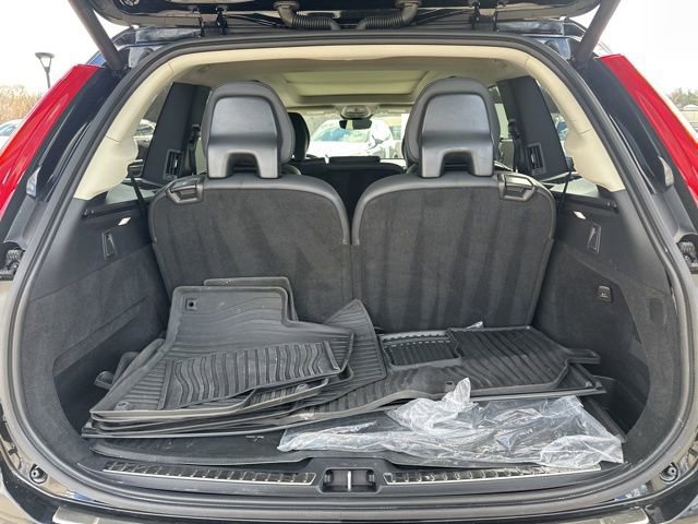 Certified 2023 Volvo XC90 B6 Plus w/ Protection Package Premier AWD/4WD image 36