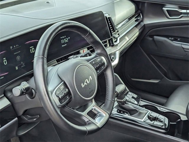 Used 2024 Kia Sportage EX image 17