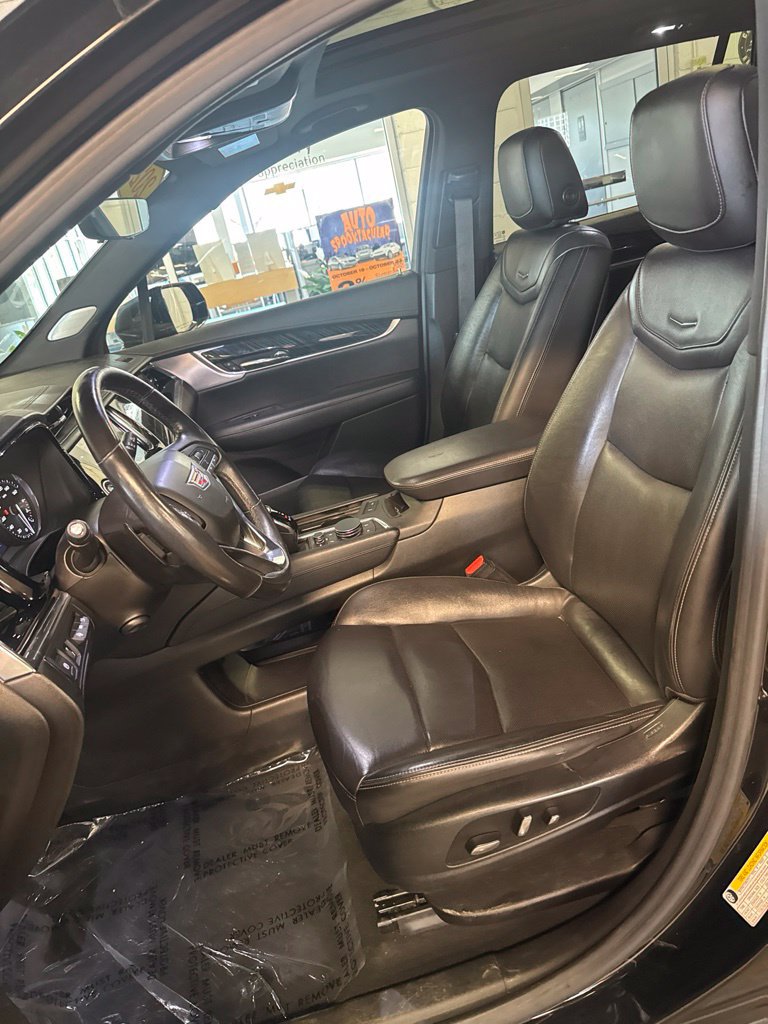 Used 2020 Cadillac XT6 Premium Luxury FWD image 7