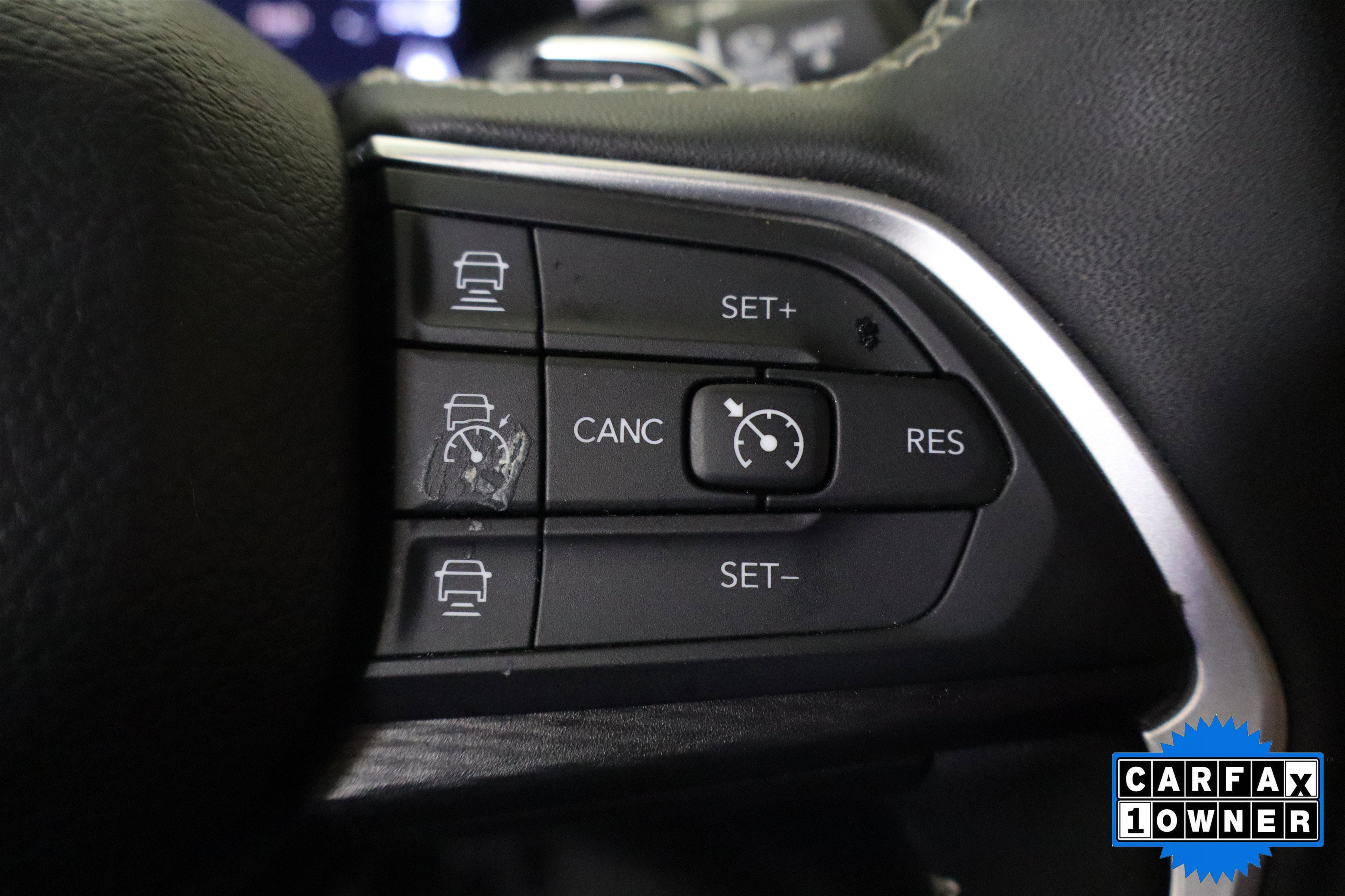 Used 2024 Jeep Grand Cherokee L Laredo image 29