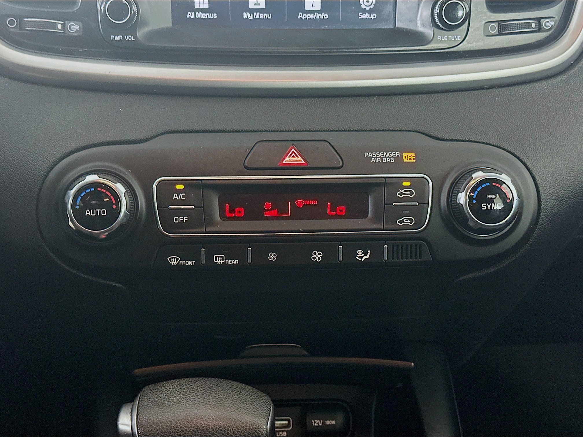 Used 2019 Kia Sorento LX image 23