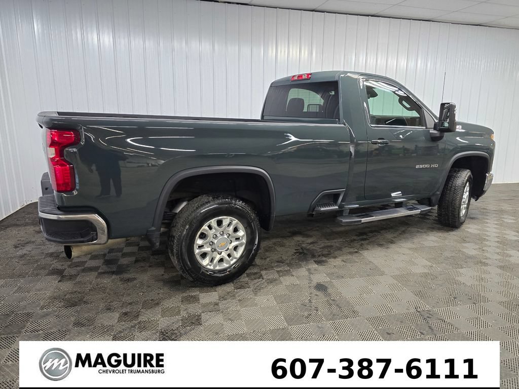 Used 2025 Chevrolet Silverado 2500 LT AWD/4WD image 3
