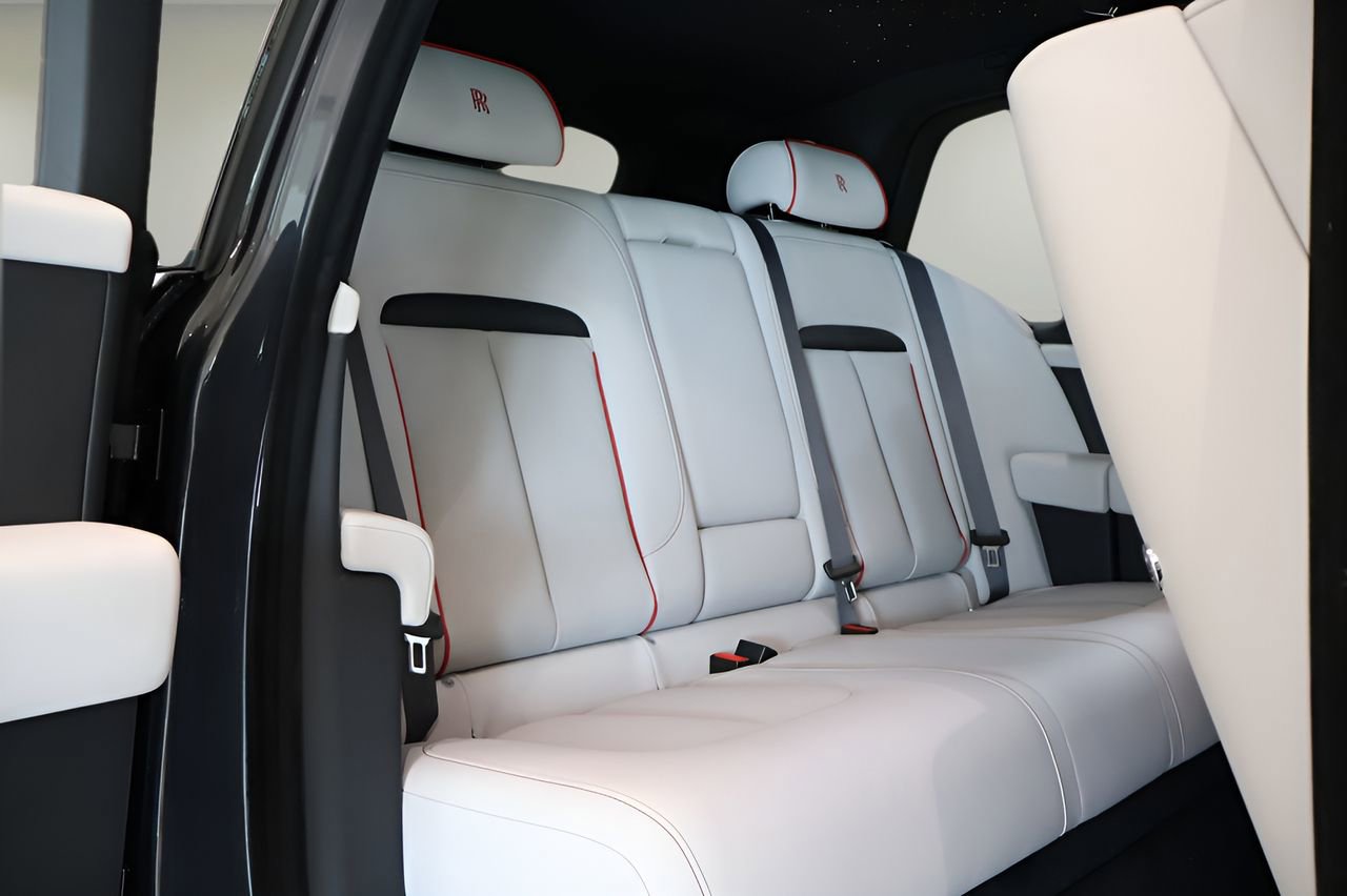 New 2026 Rolls-Royce Cullinan AWD/4WD image 26