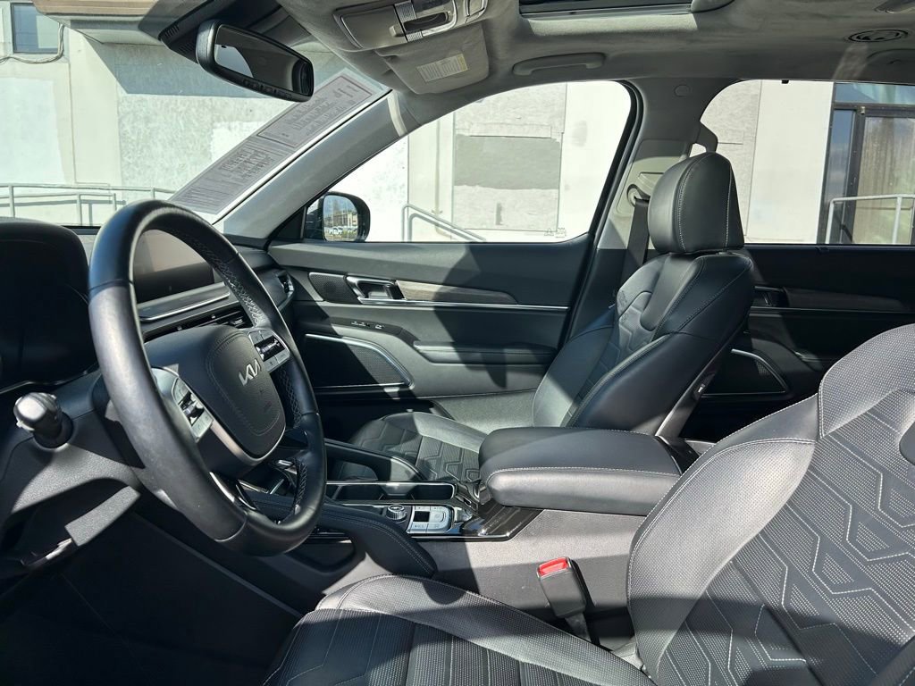Used 2022 Kia Telluride SX w/ SX Prestige Package image 10