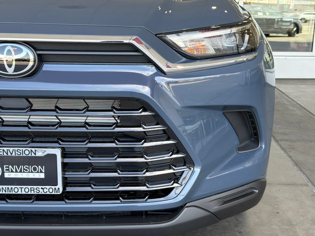 New 2026 Toyota Grand Highlander XLE FWD image 5