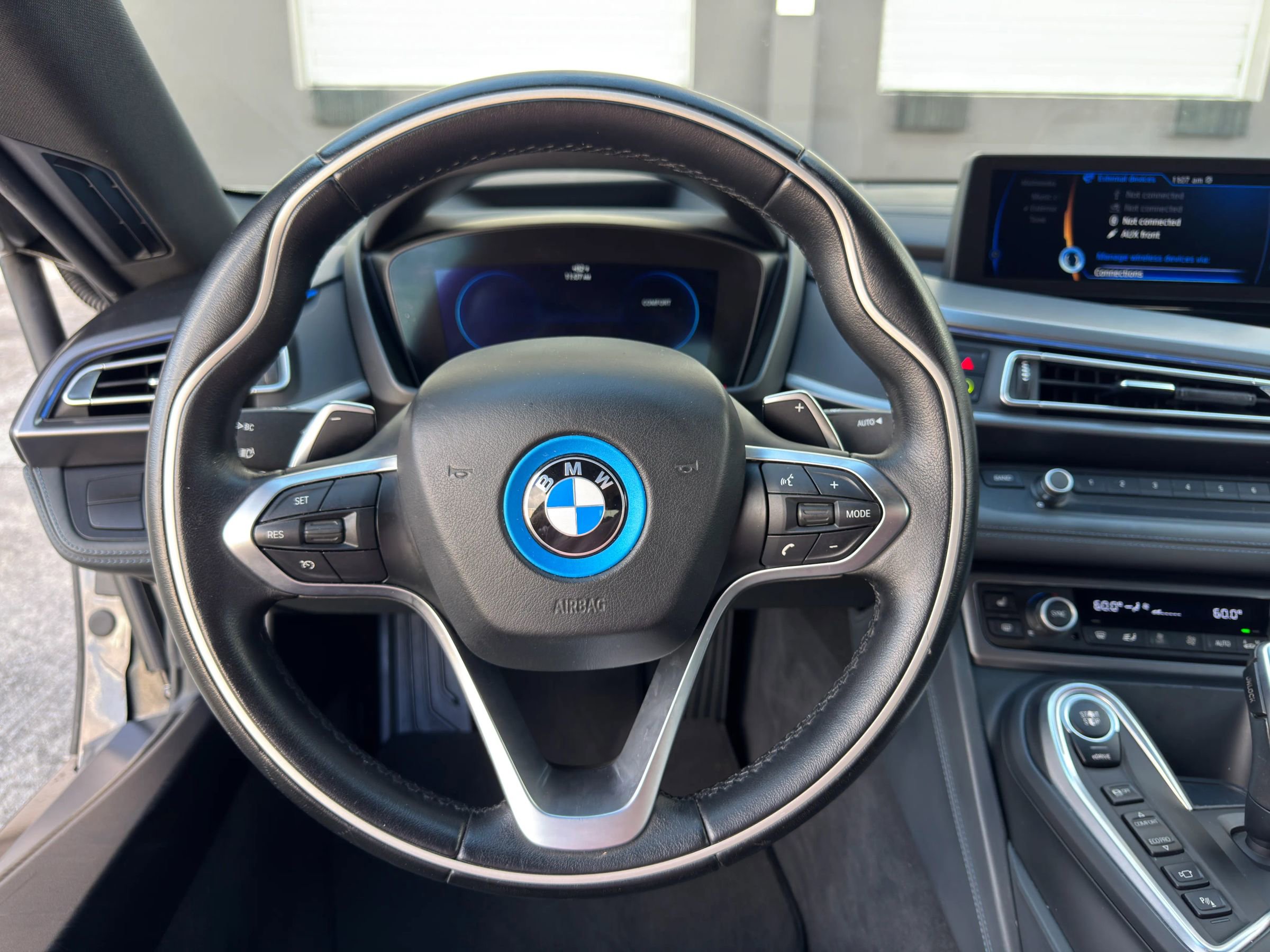 Used 2015 BMW i8 image 15