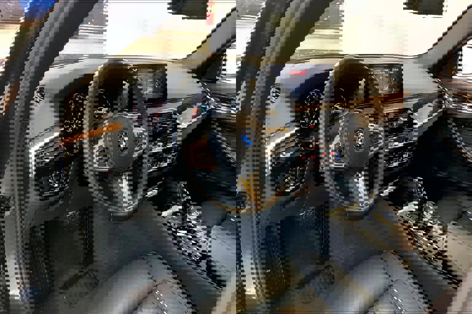 Used 2019 BMW 530i xDrive w/ Executive Package image 17