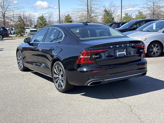 Used 2020 Volvo S60 T5 Inscription image 4