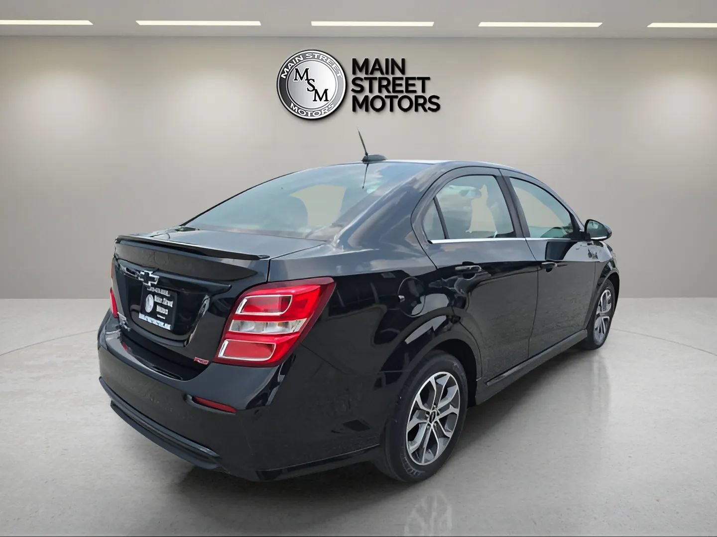 Used 2020 Chevrolet Sonic LT w/ RS Package FWD image 5