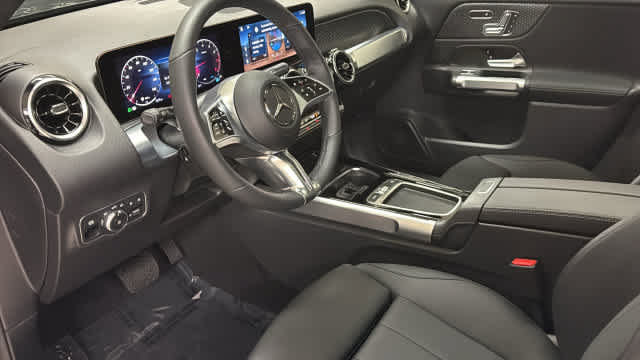 Certified 2026 Mercedes-Benz GLB 250 4MATIC image 29