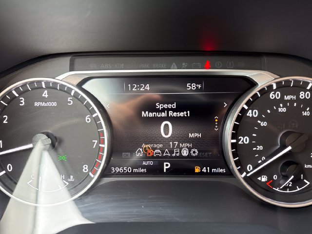 Used 2023 Nissan Pathfinder SL AWD/4WD image 21