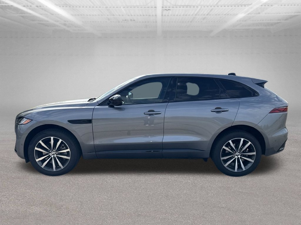 Certified 2026 Jaguar F-PACE R-Dynamic S AWD/4WD image 2