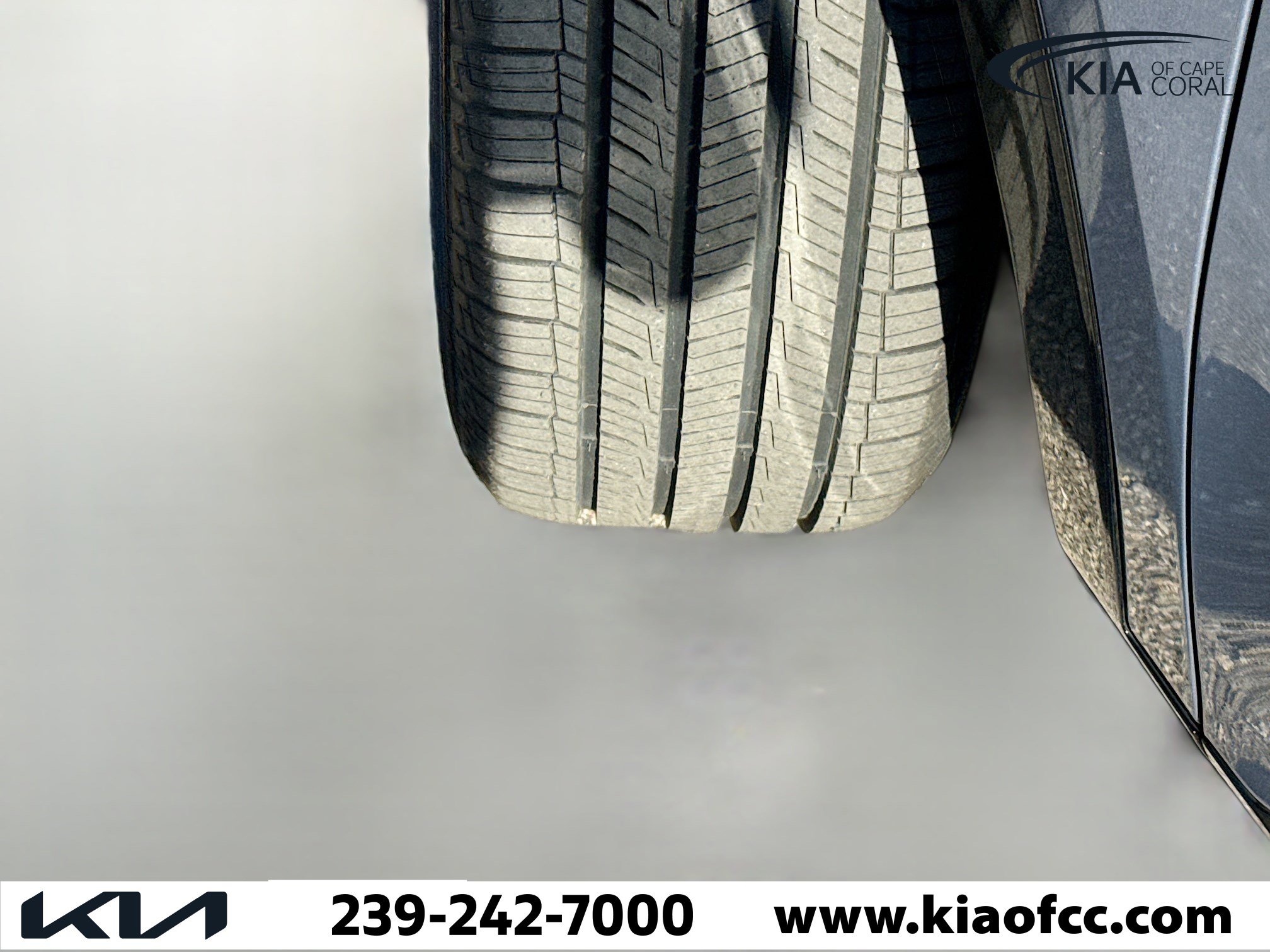 Certified 2023 Kia Sorento S w/ Panoramic Sunroof Package image 43