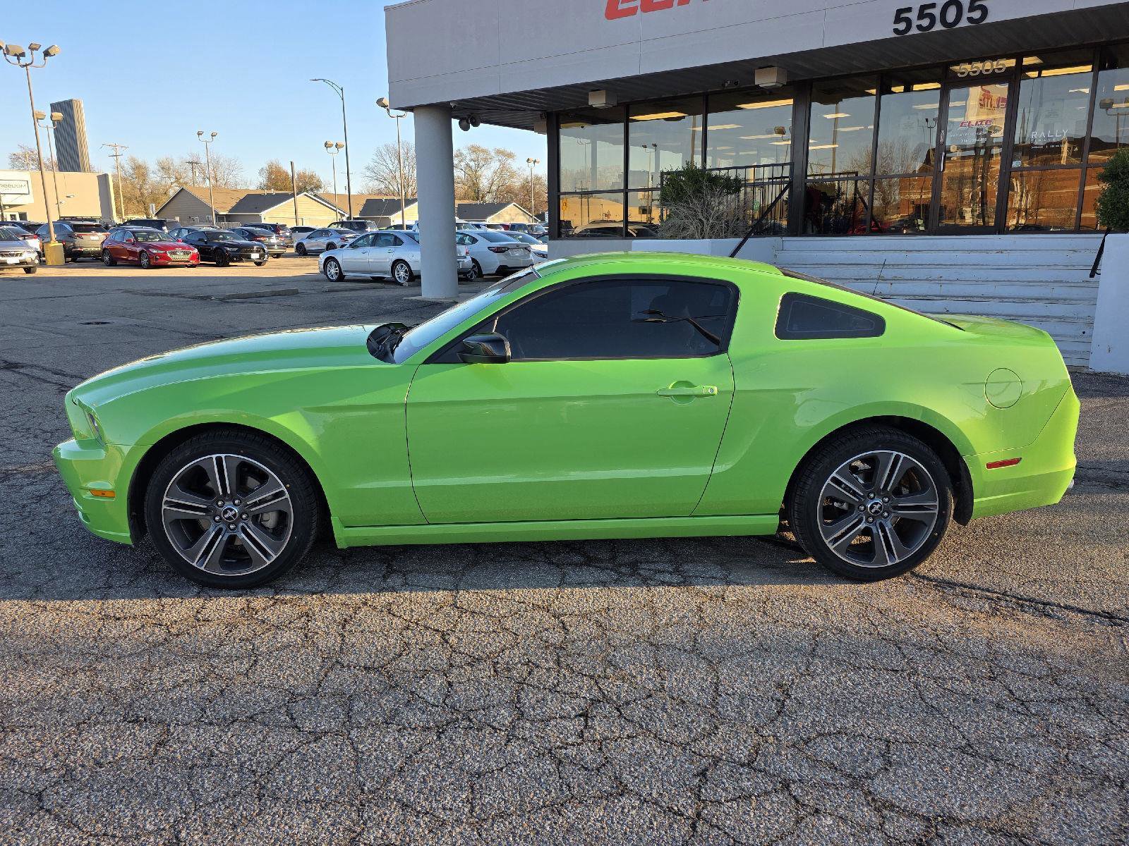 Used 2014 Ford Mustang Coupe w/ V6 Performance Package image 8