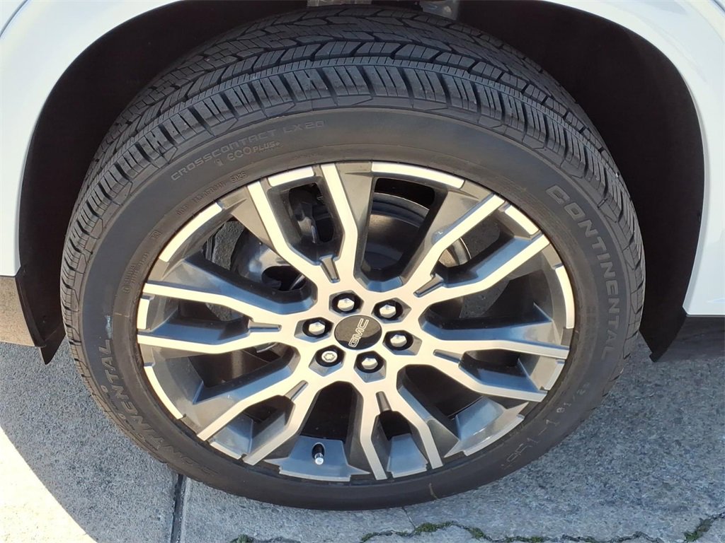 New 2026 GMC Acadia Denali Ultimate image 9