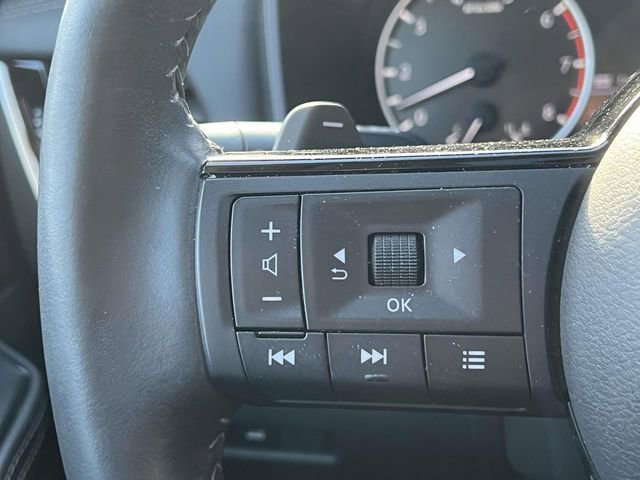 Used 2021 Nissan Rogue SV image 28