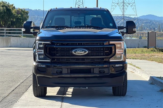 Used 2022 Ford F250 Lariat w/ Black Appearance Package image 9