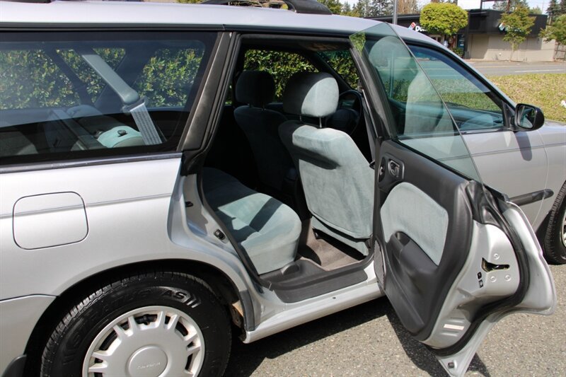 Used 1995 Subaru Legacy L AWD/4WD image 6