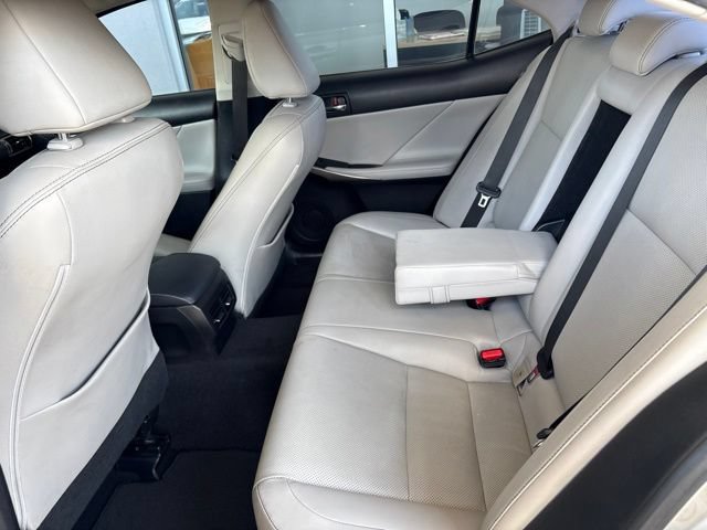 Used 2016 Lexus IS 300 AWD w/ Premium Package image 29