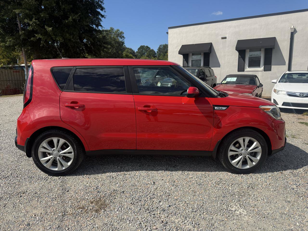Used 2016 Kia Soul + w/ Audio Package FWD image 4