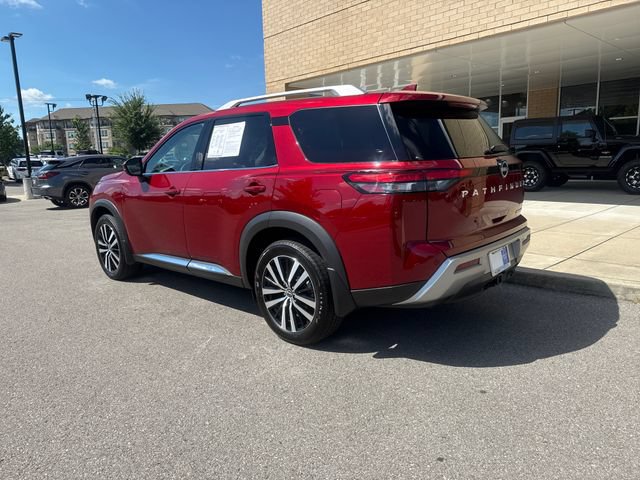 Used 2025 Nissan Pathfinder Platinum w/ Cargo Package FWD image 2