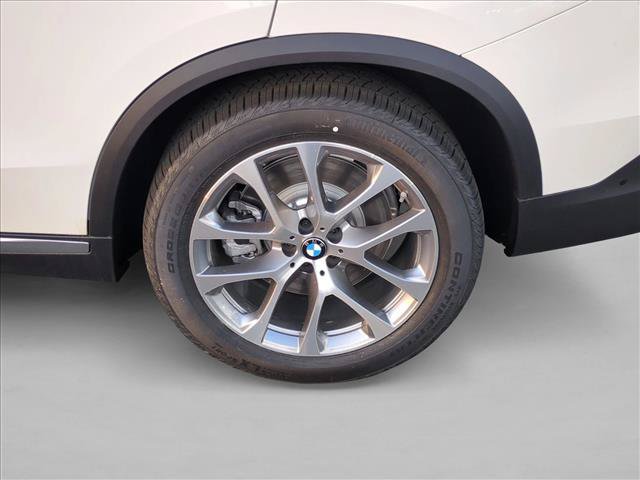 New 2026 BMW X5 xDrive50e AWD/4WD image 10