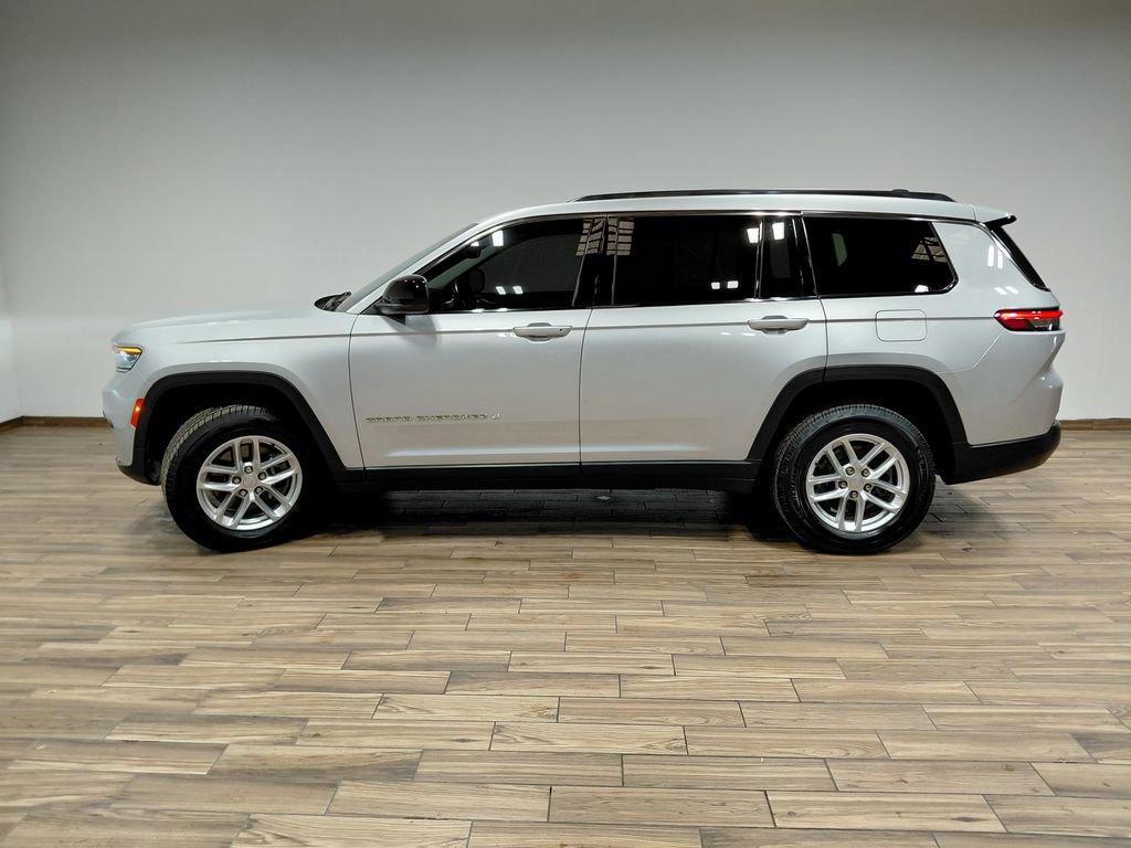 Certified 2022 Jeep Grand Cherokee L Laredo w/ Luxury Tech Group I AWD/4WD image 29