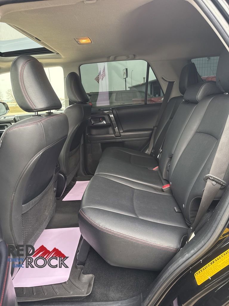 Used 2021 Toyota 4Runner TRD Off-Road Premium w/ Moonroof Package AWD/4WD image 15