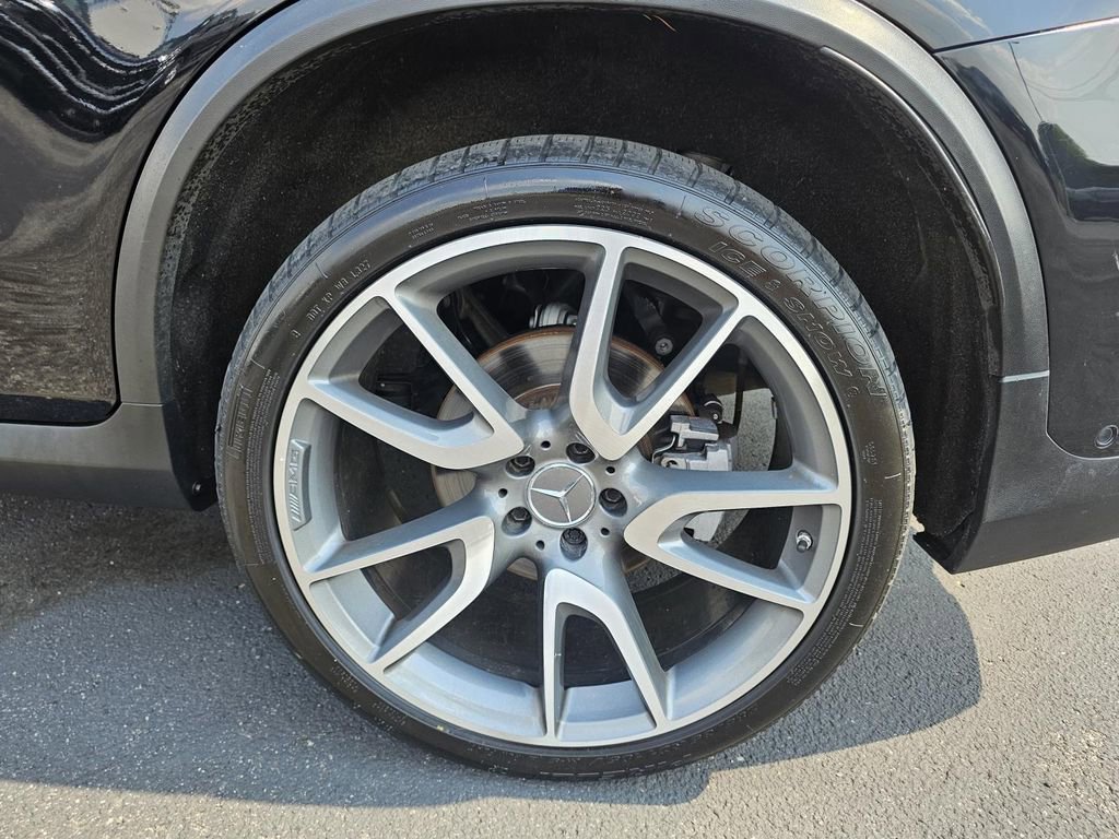 Used 2019 Mercedes-Benz GLC 43 AMG 4MATIC image 11