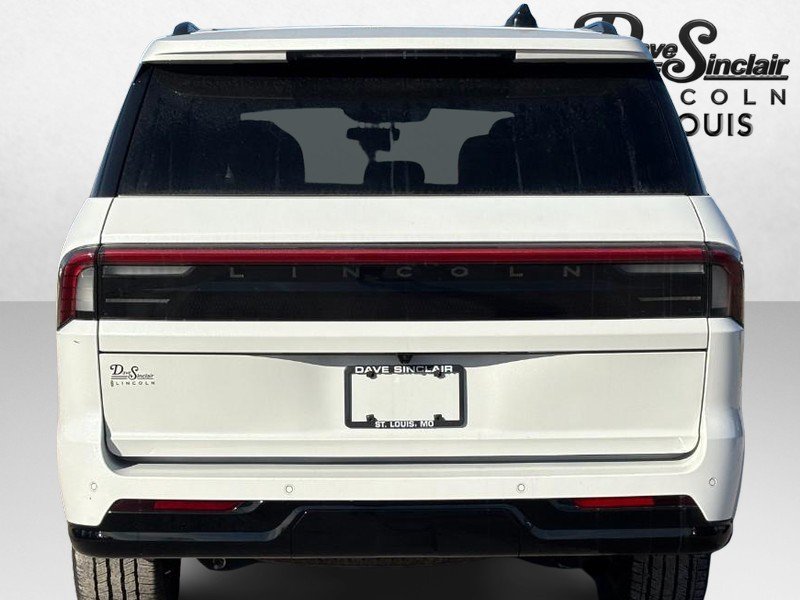 New 2025 Lincoln Navigator L Reserve w/ Jet Appearance Package AWD/4WD image 6