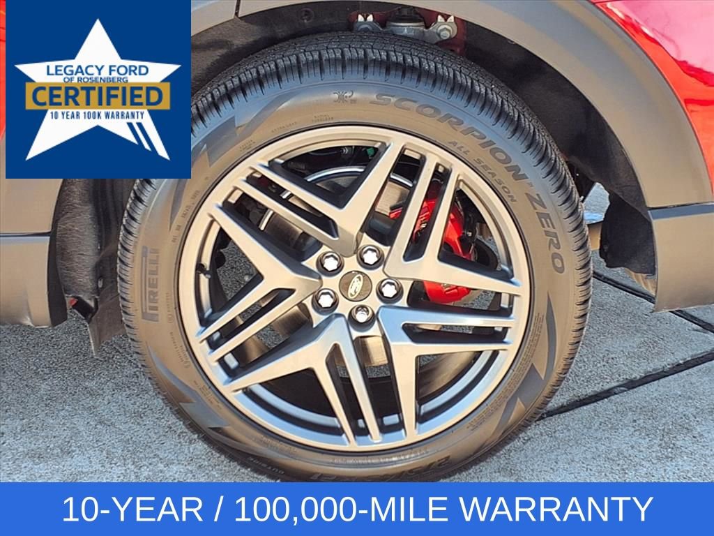 Used 2025 Ford Explorer ST image 32