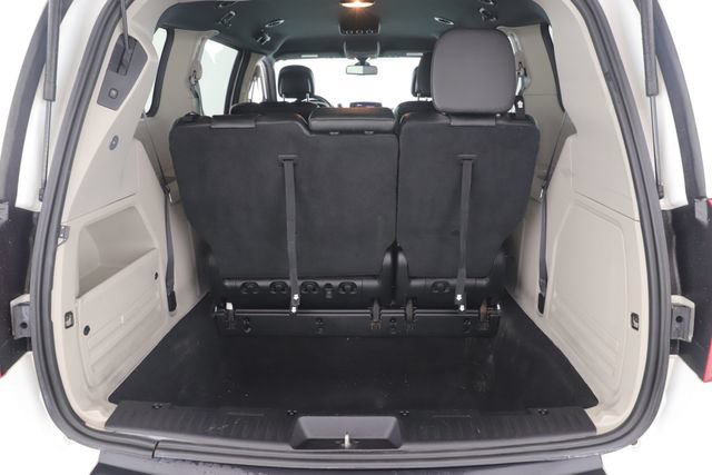 Used 2019 Dodge Grand Caravan SXT FWD image 27