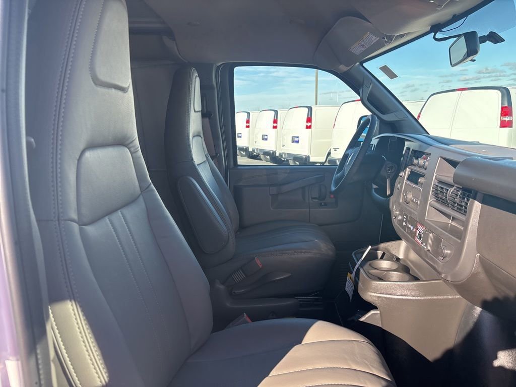 New 2025 Chevrolet Express 2500 w/ Driver Convenience Package RWD image 44