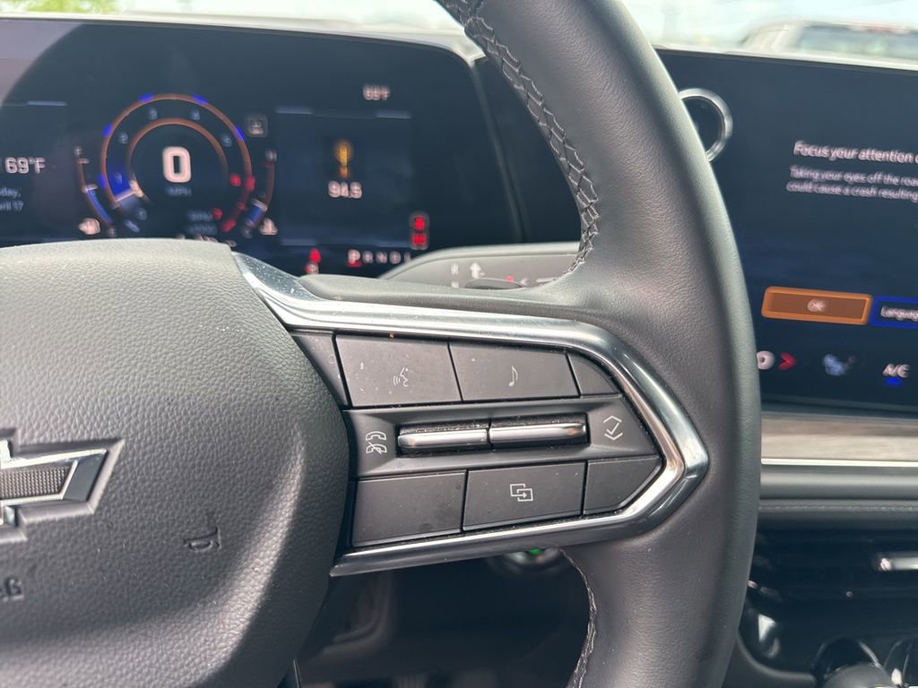 Used 2025 Chevrolet Tahoe Z71 AWD/4WD image 16