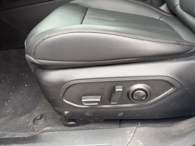 New 2026 Jeep Cherokee Overland image 38