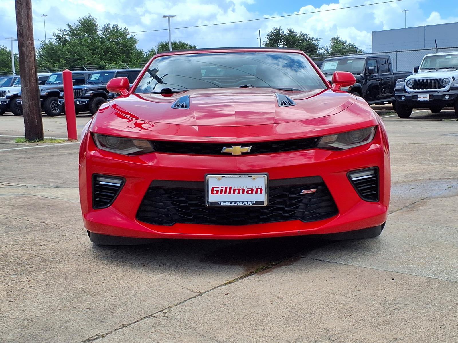 Used 2018 Chevrolet Camaro SS RWD image 22
