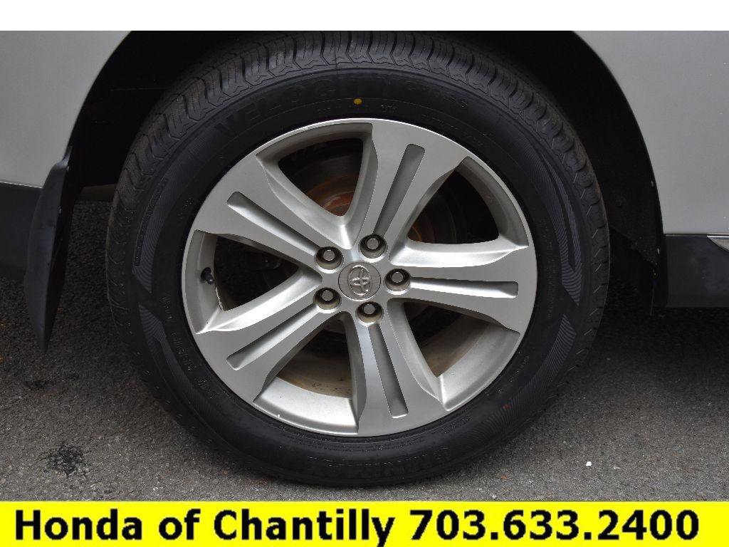 Used 2013 Toyota Highlander Limited image 34