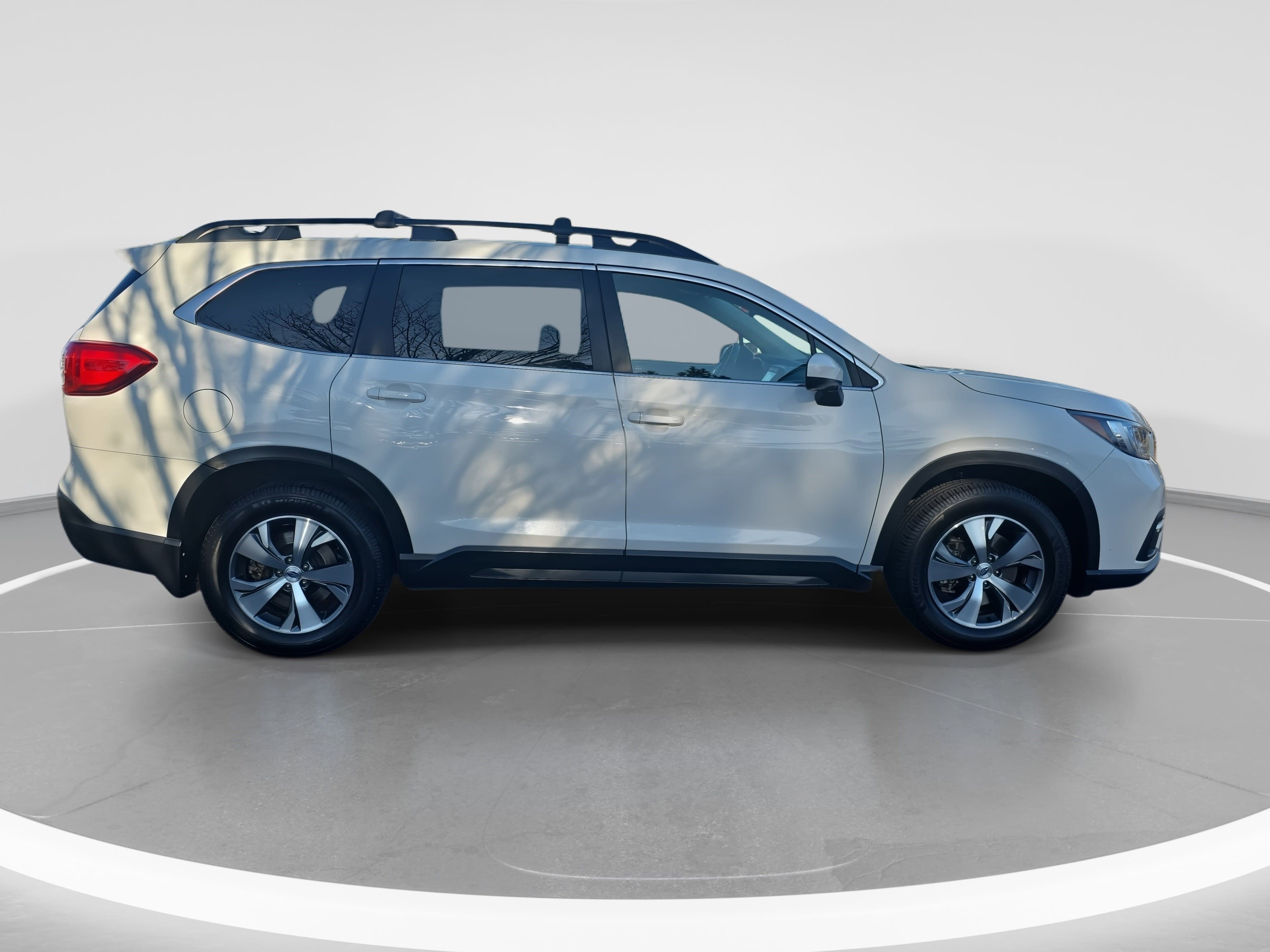 Used 2020 Subaru Ascent Premium w/ Convenience Package image 4