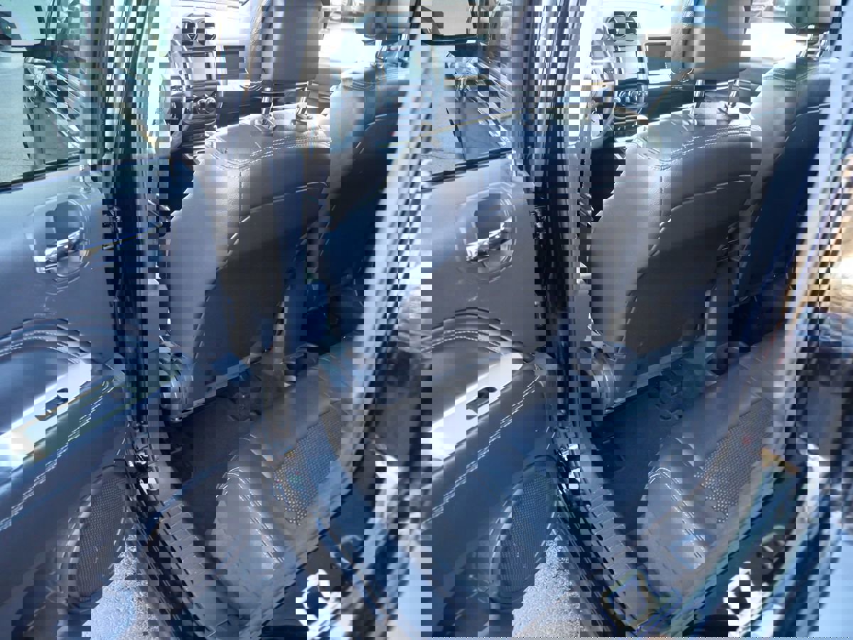 Used 2016 Jeep Compass Latitude image 19