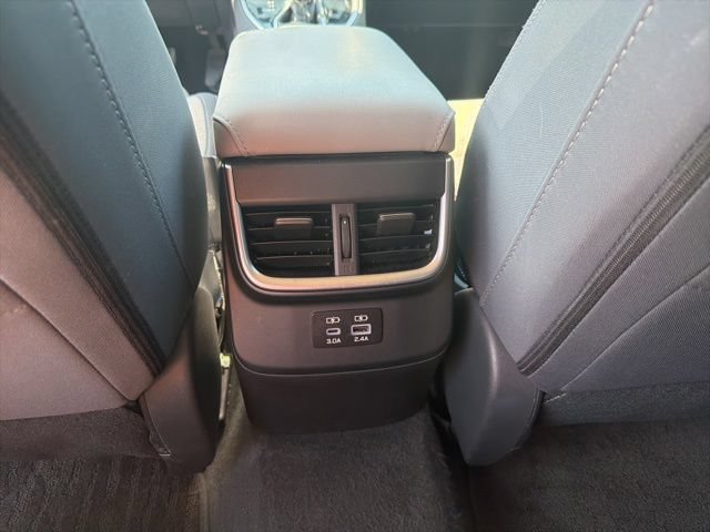 Used 2023 Subaru Outback Premium AWD/4WD image 18
